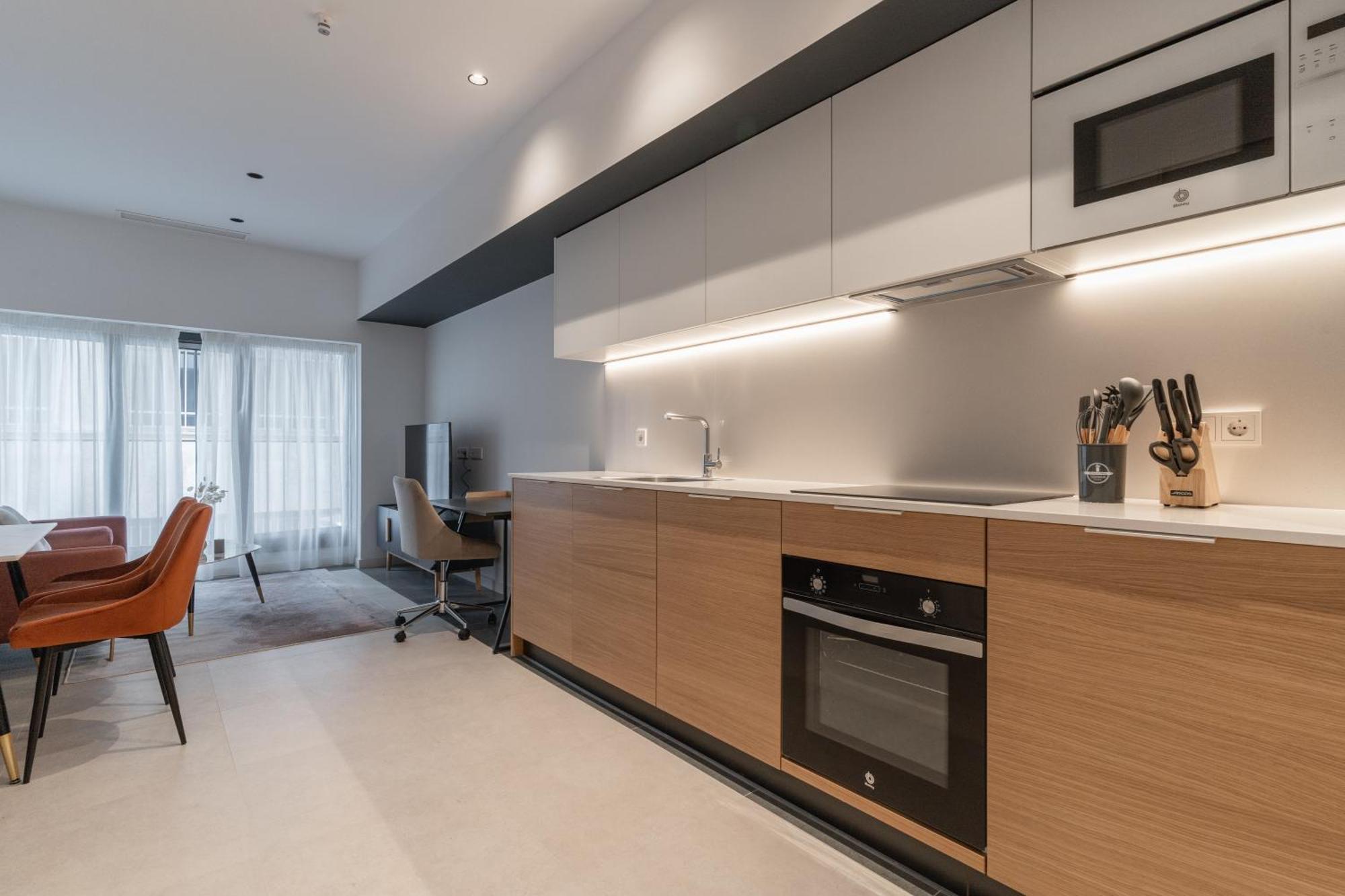 Canillas Apartments Madrid Exterior photo