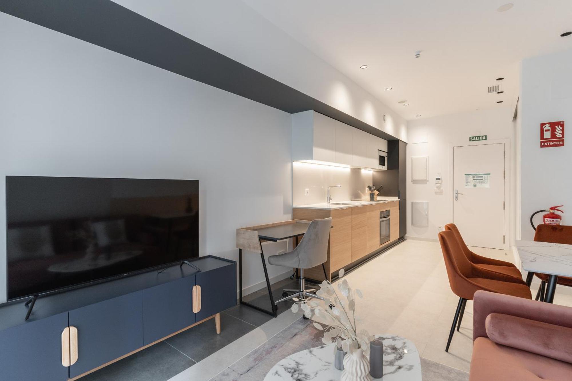Canillas Apartments Madrid Exterior photo