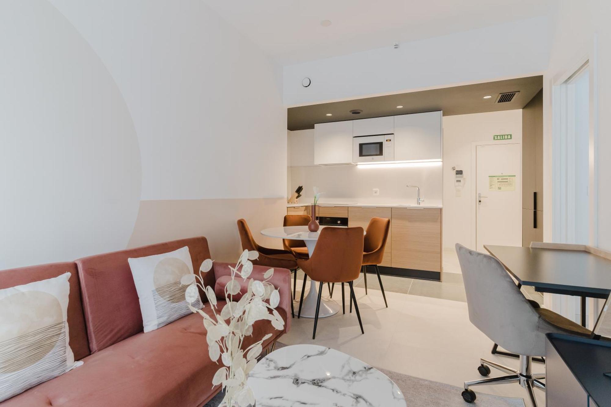 Canillas Apartments Madrid Exterior photo