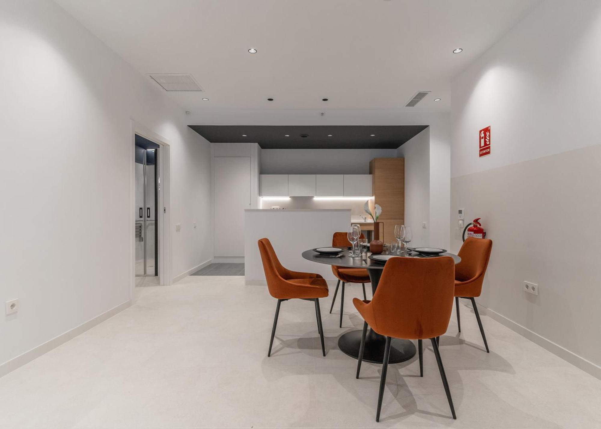 Canillas Apartments Madrid Exterior photo